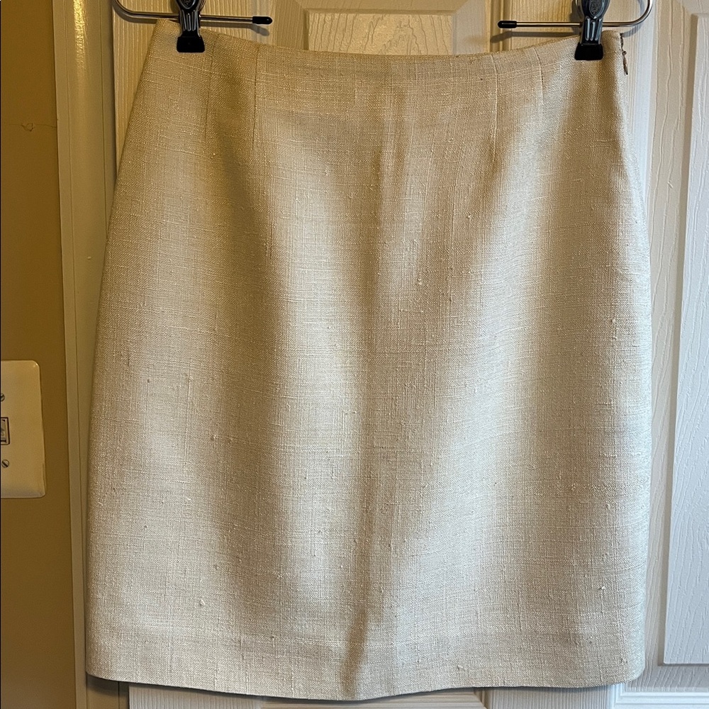 Ellen Tracy Cream Pencil Skirt